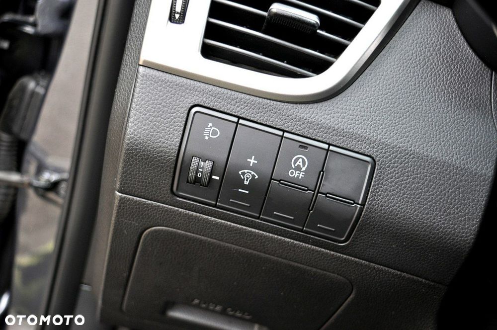 Hyundai i30 1.6 CRDi BlueDrive Premium - 18