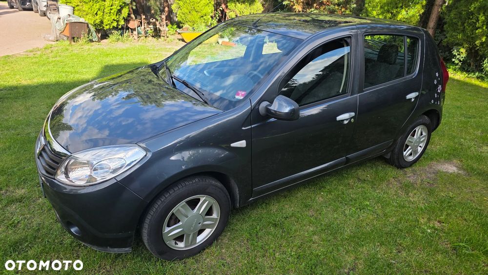 Dacia Sandero 1.6 Laureate - 8