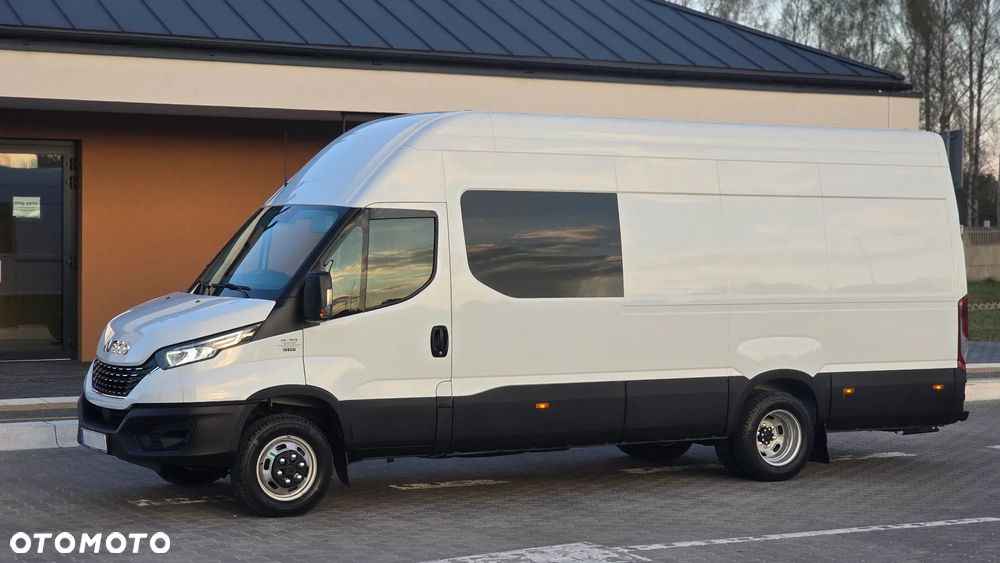 Iveco ❗️❗️DAILY 3.0 180KM MAXI 50C18 L4H3 JAK NOWY ❗️❗️NOWY MODEL / ZABUDOWA VIP 9 OSÓB HAUSER / 3500KG HAK / PIERWSZY WŁASCICIEL / BLASZAK / NAVI / KAMERA COFANIA / ZAWIESZENIE PNEUMATYCZNE AIR-PRO  / KLIMATYZACJA POSTOJOWA / SKRZYNIA MANUALNA / BLIŹNIAKI / TEMPOMAT / WERSJA WZMOCNIONA / FULL OPCJA / SERWIS ASO / SALON POLSKA / 35C15 50C15 35C18❗❗ JAK Z SALONU - NOWY -❗❗ - 27