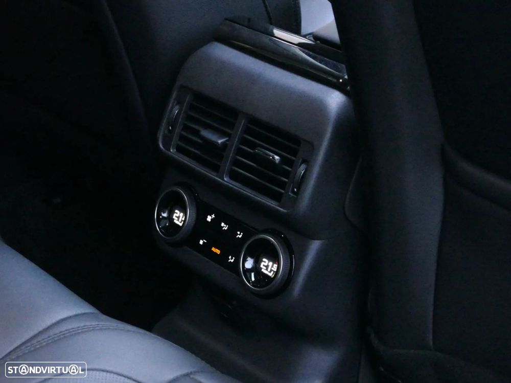 Land Rover Range Rover Velar 2.0 P400e AWD Dynamic SE - 35