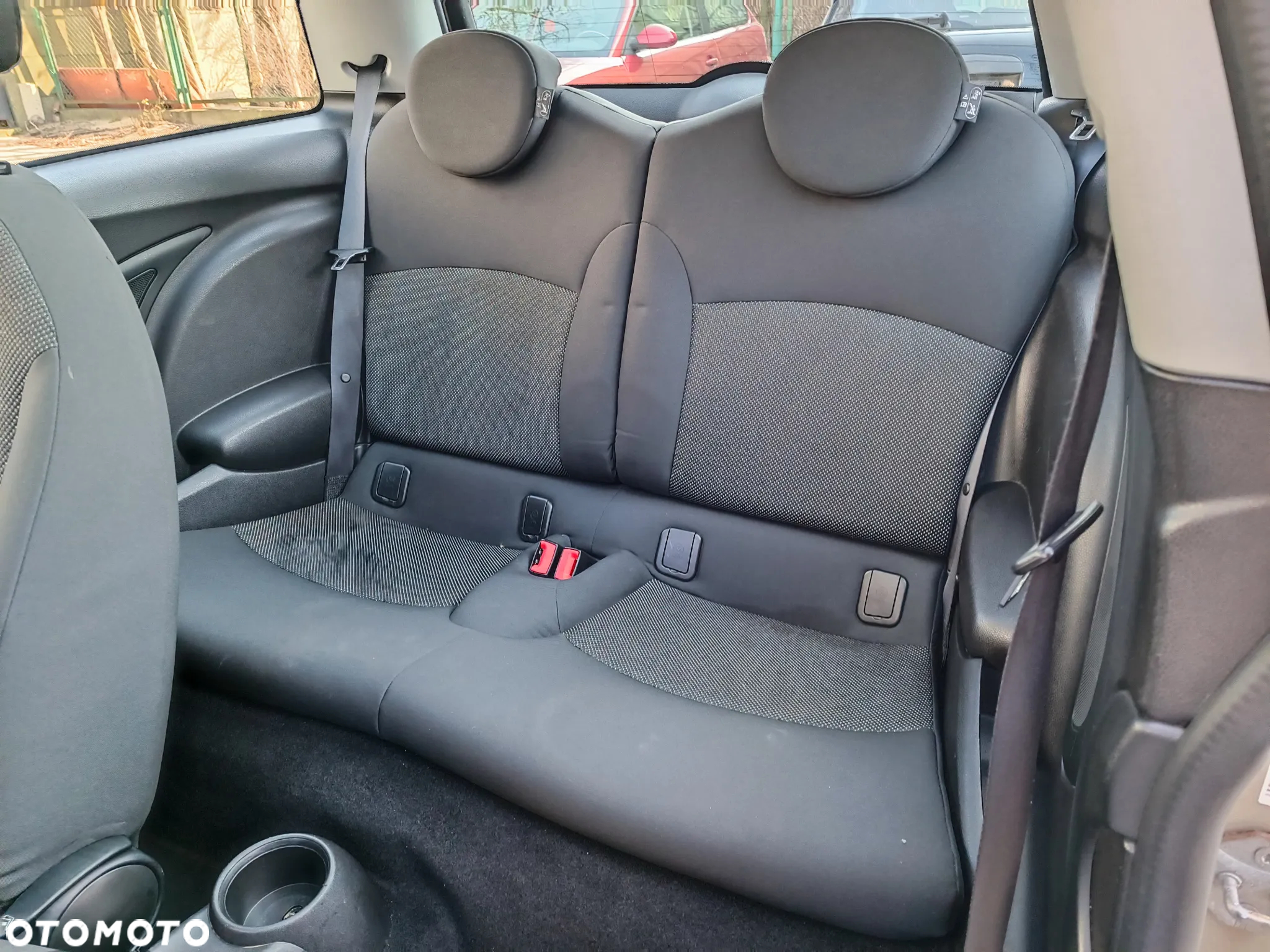 MINI ONE Standard - 26