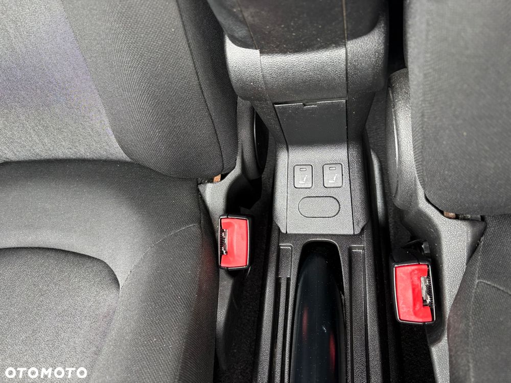 Fiat Grande Punto 1.4 8V Dualogic Active - 21