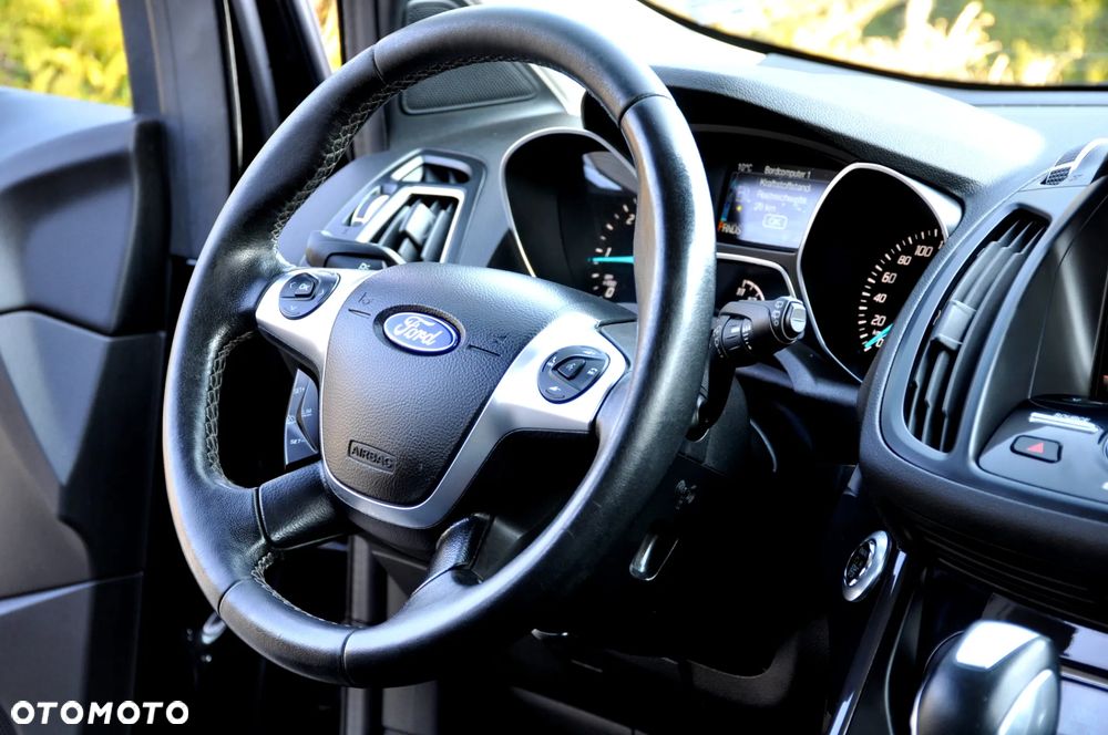 Ford Kuga 2.0 TDCi 4x4 Titanium - 23