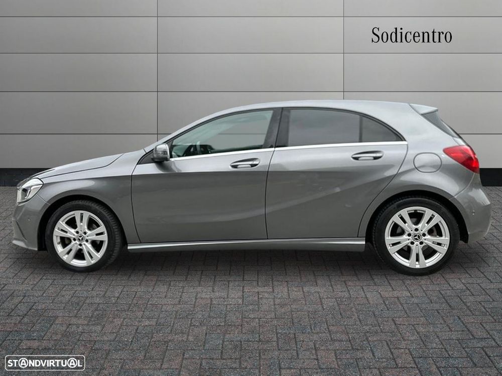 Mercedes-Benz A 180 d Urban Aut. - 10