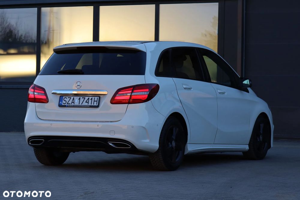 Mercedes-Benz Klasa B 200 UrbanStyle Edition - 38