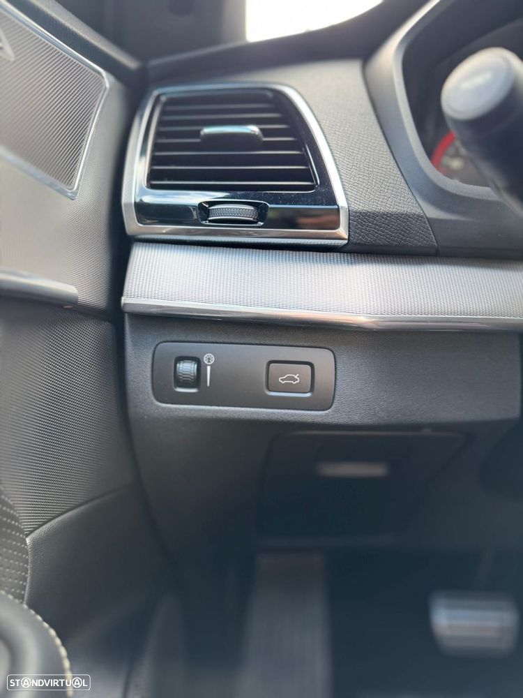 Volvo XC 90 2.0 D4 R-Design - 40