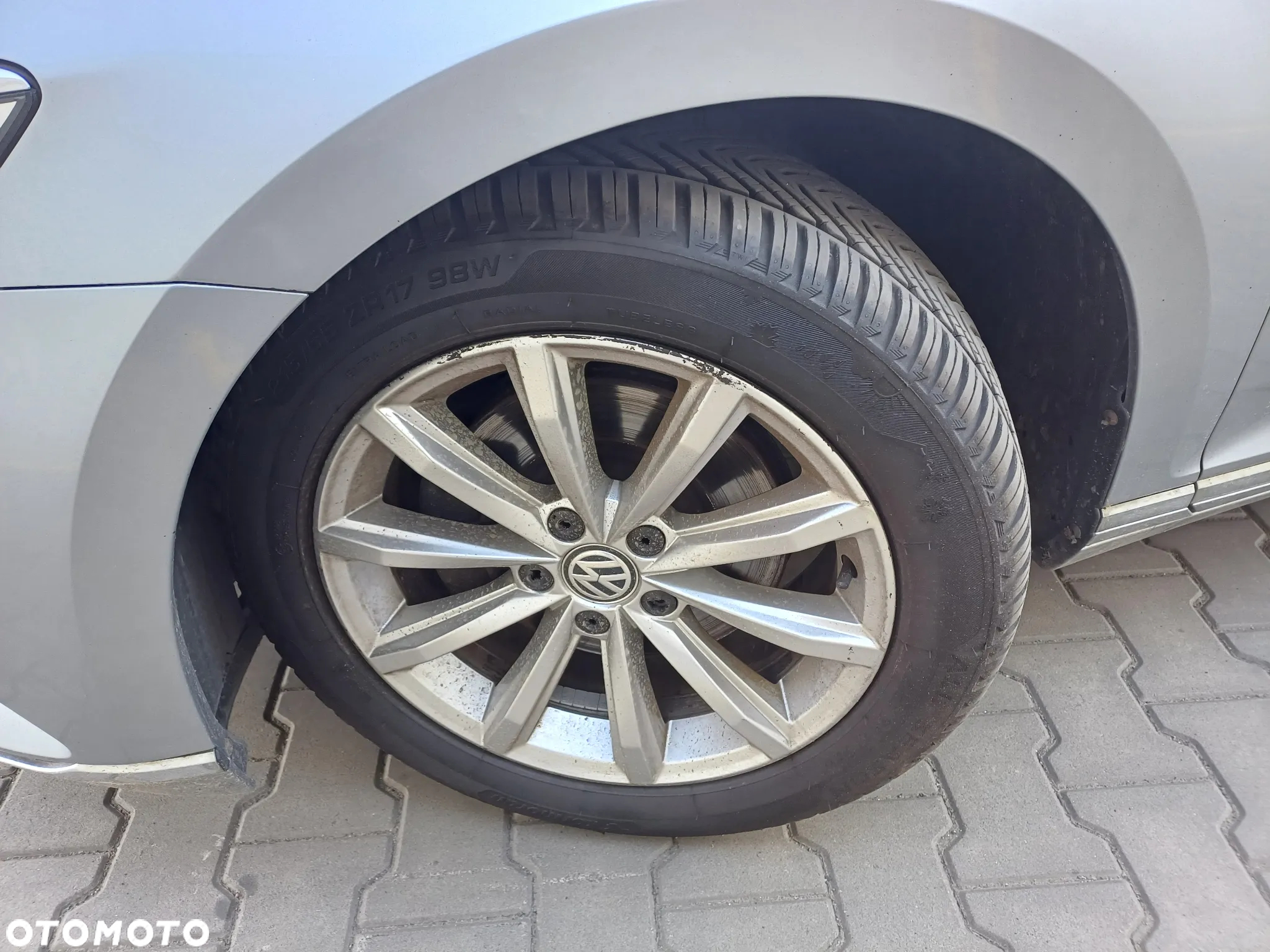 Volkswagen Passat 2.0 TDI BMT Highline DSG - 11