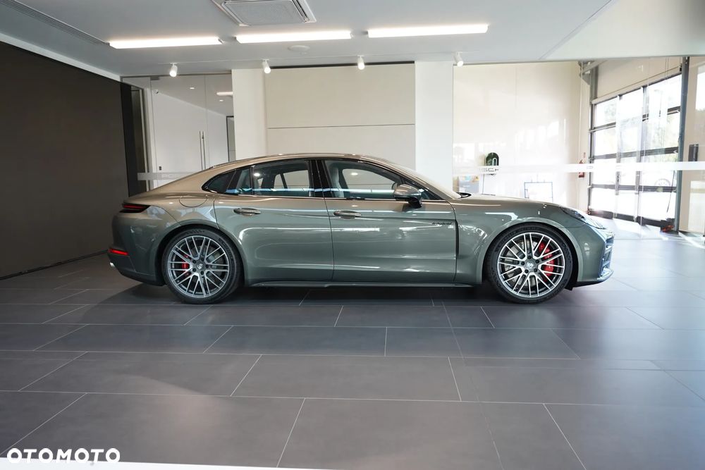 Porsche Panamera 4S E-Hybrid PHEV - 7