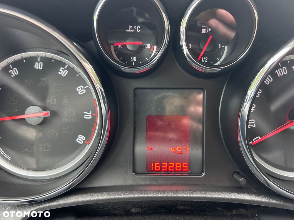 Opel Astra - 11
