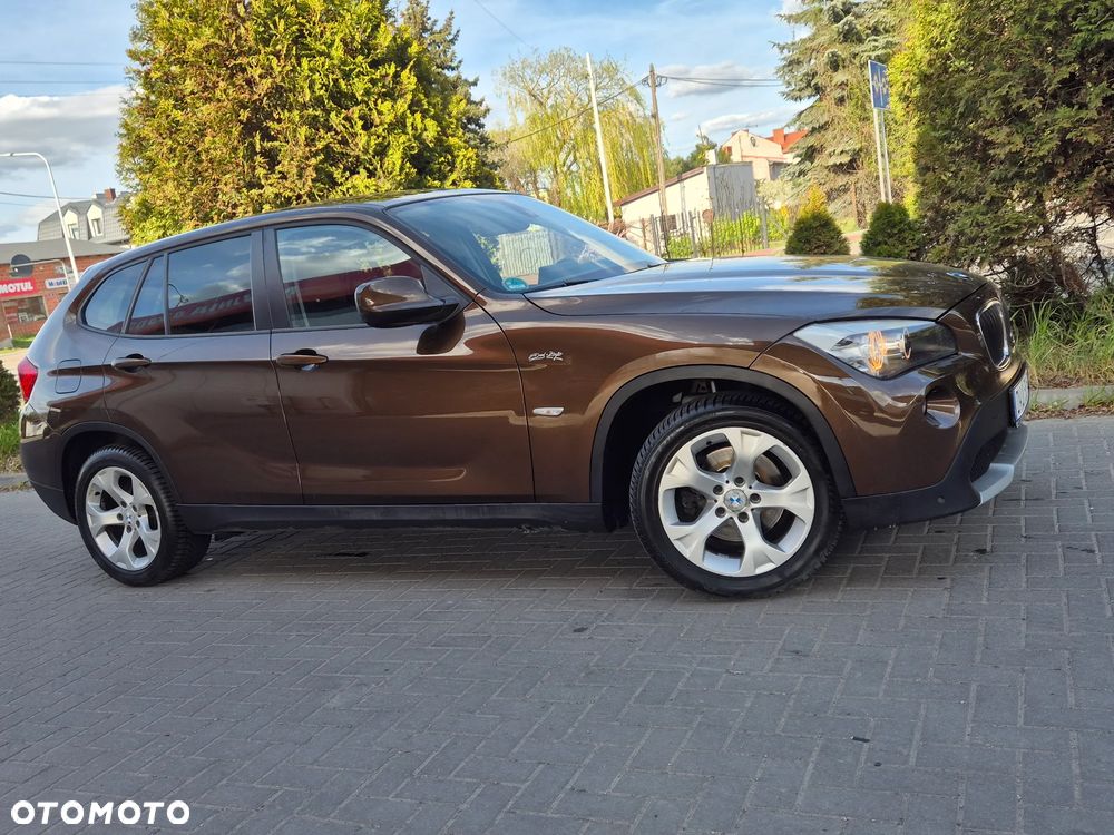 BMW X1 xDrive20d - 16