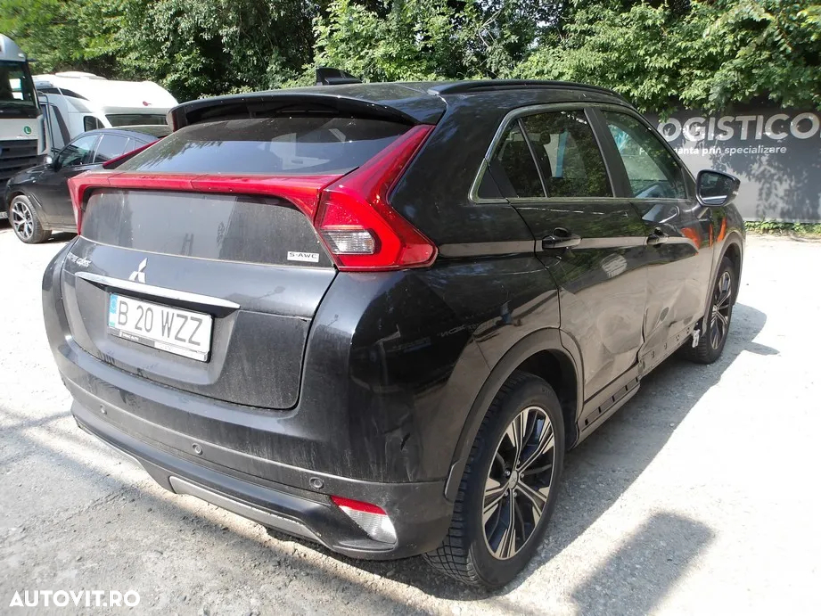 Mitsubishi Eclipse-Cross 1.5-litre 16-valve DOHC MIVEC 4X4 Instyle+ Aut. - 3