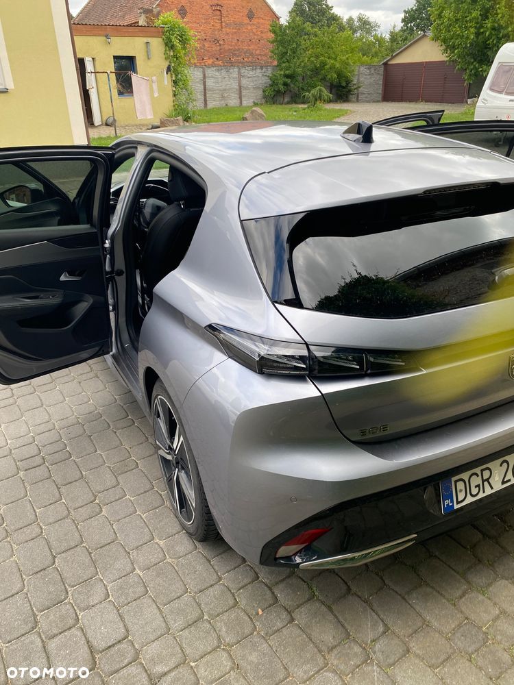 Peugeot 308 PureTech 130 EAT8 GT - 11