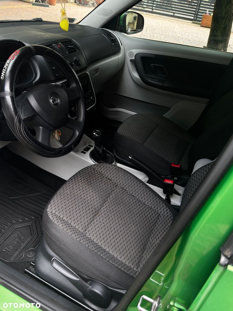 Skoda Fabia 1.4 16V Ambition Plus - 9