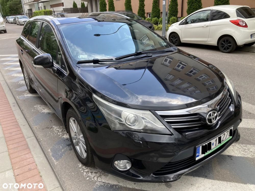 Toyota Avensis 2.0 D-4D Sol - 3