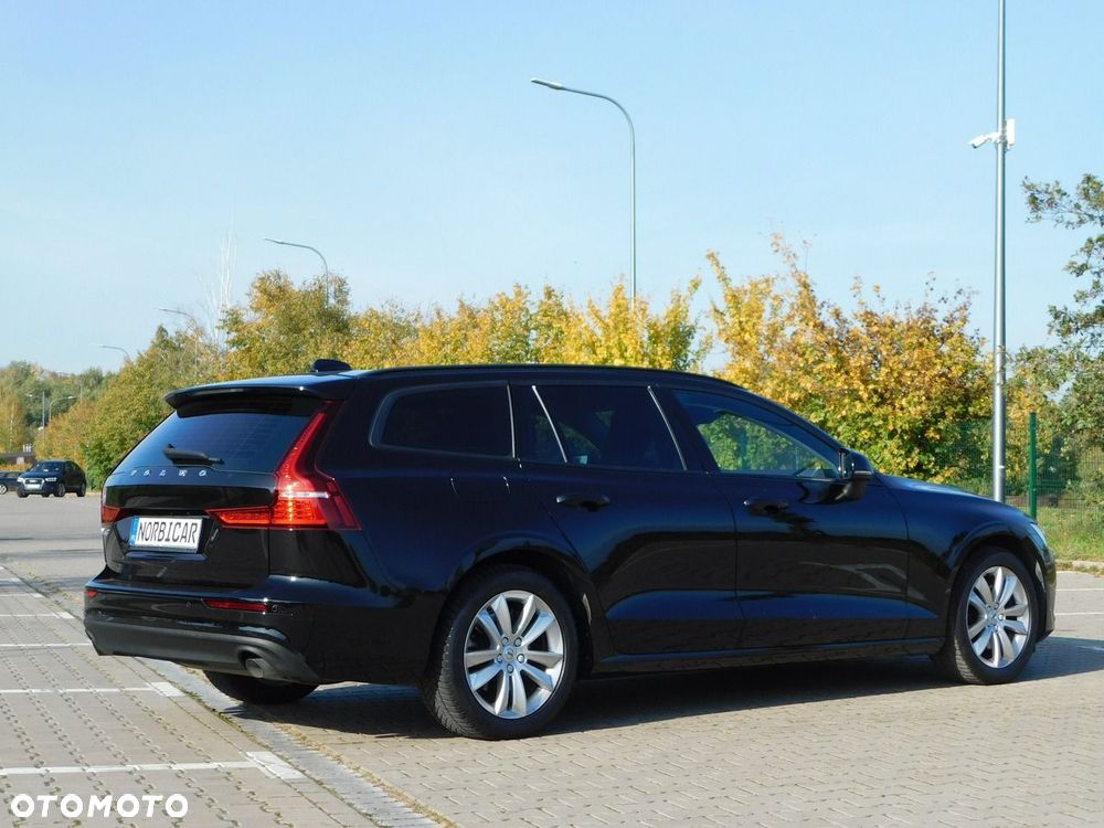 Volvo V60 B3 B DKG Essential - 3