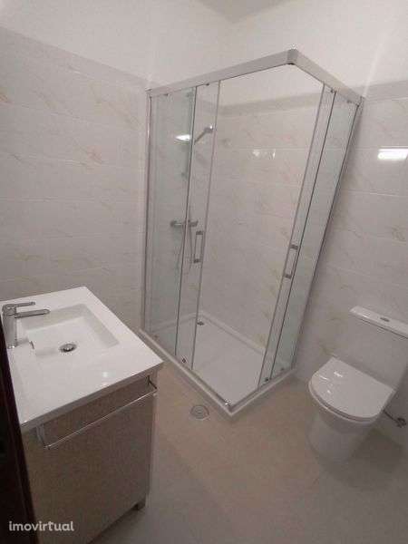 T2 mobilado nas Abadias - Figueira da Foz - Grande imagem: 5/5