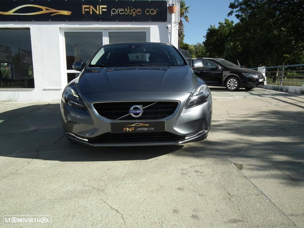 Volvo V40 1.6 D2 Momentum - 3