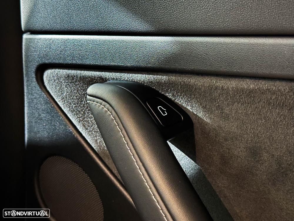Tesla Model 3 Performance Dual Motor AWD - 30