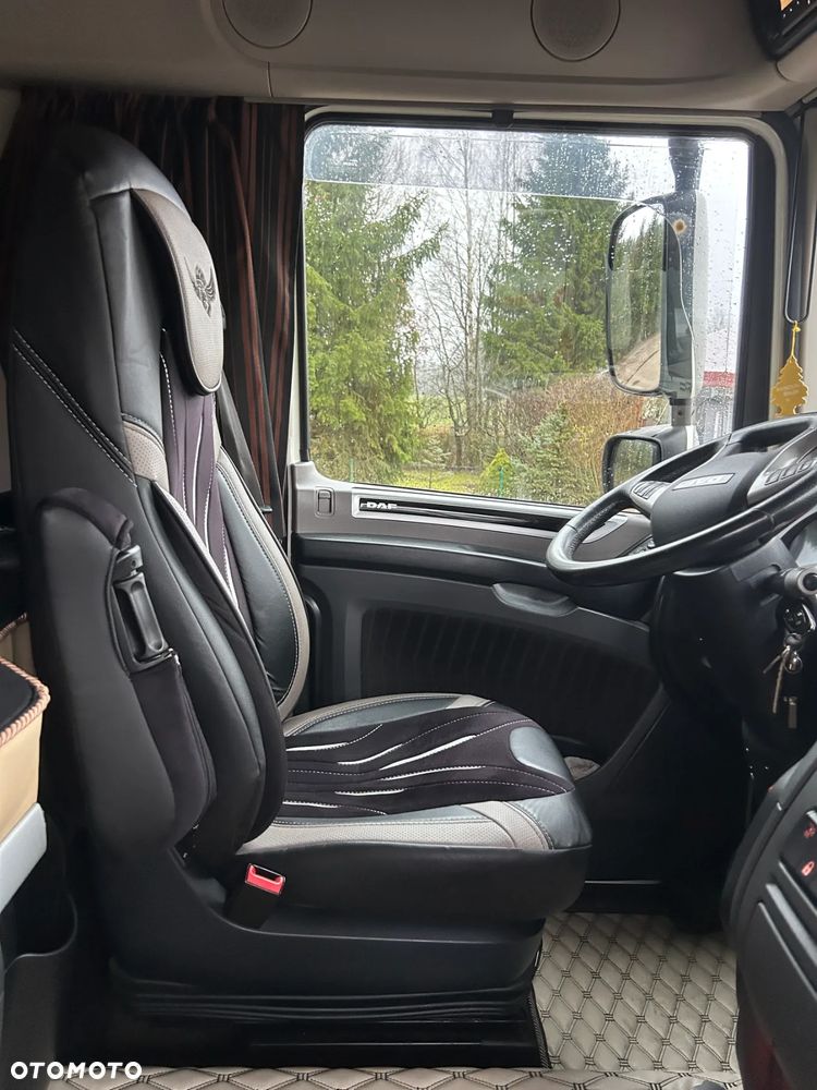 DAF XF 106 530 KM RETARDER 6x2 / 3 OSIOWY / NOWY TACHOGRAF / ORYGINALNY PRZEBIEG 525 TYS. KM / POLSKI SALON / 3 OŚKA / LAMPY LED / 2019 ROK !! - 36