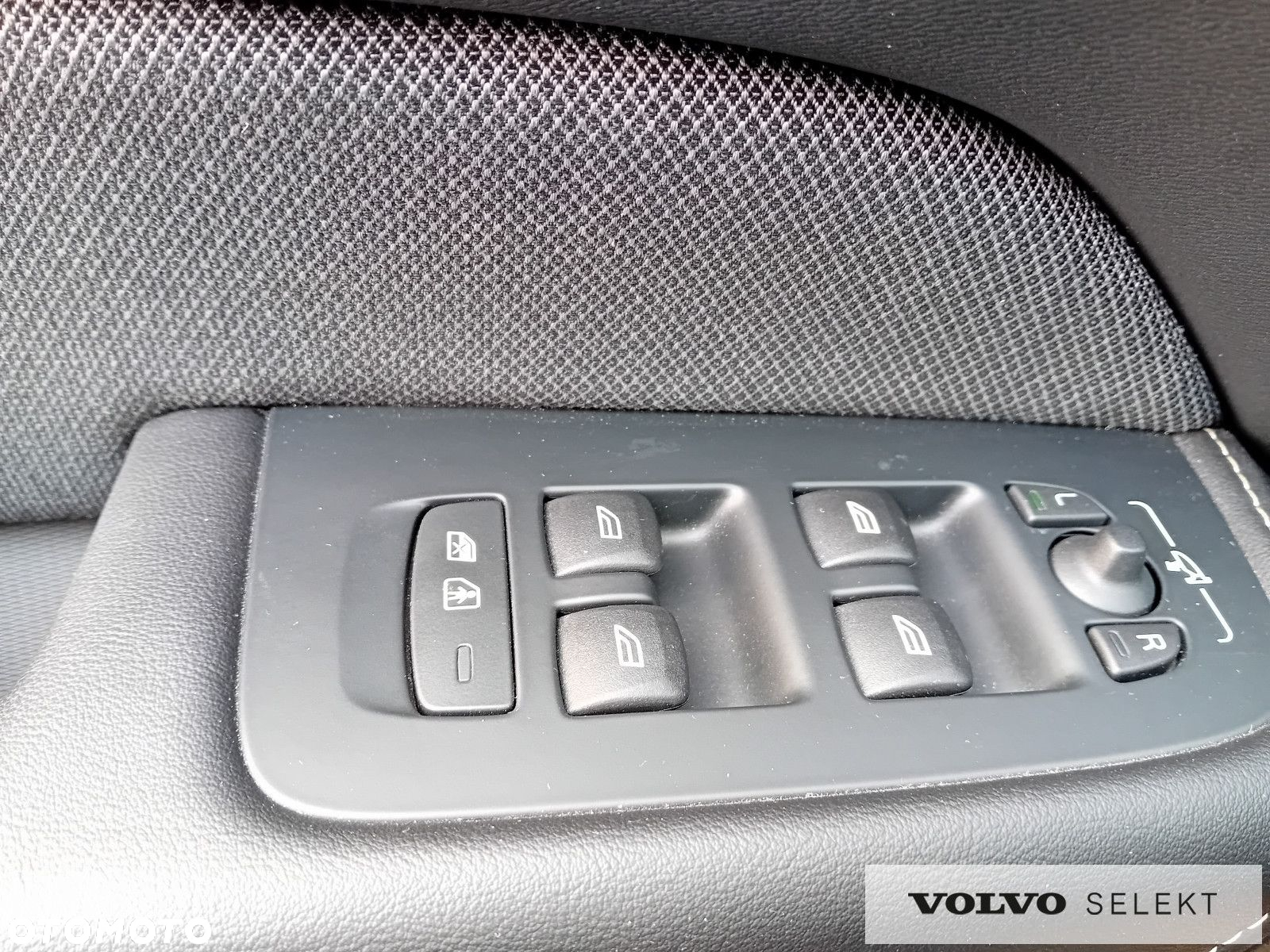 Volvo XC 60 - 24