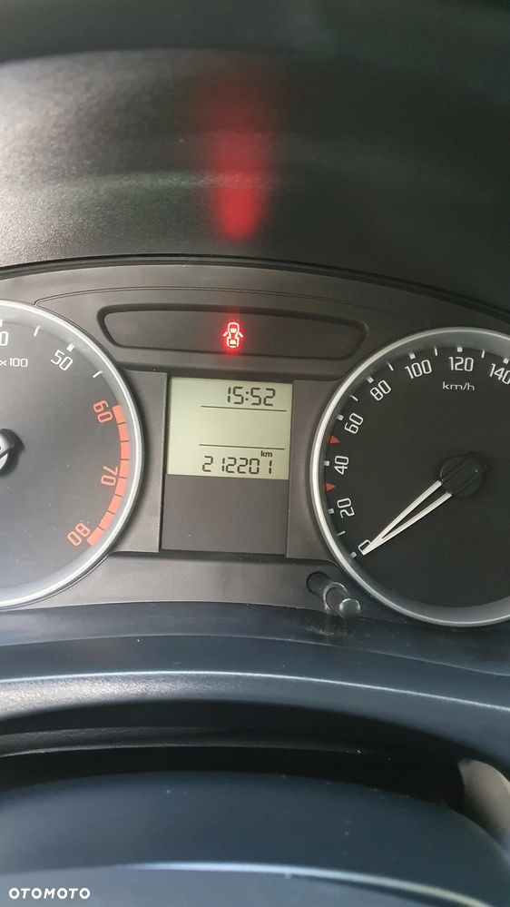 Skoda Fabia 1.4 16V Joy - 8