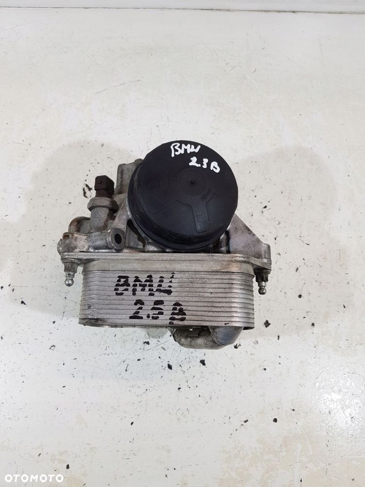obudowa filtra oleju 7516383 bmw e90 e91 e60 e61 2.5 b - 1