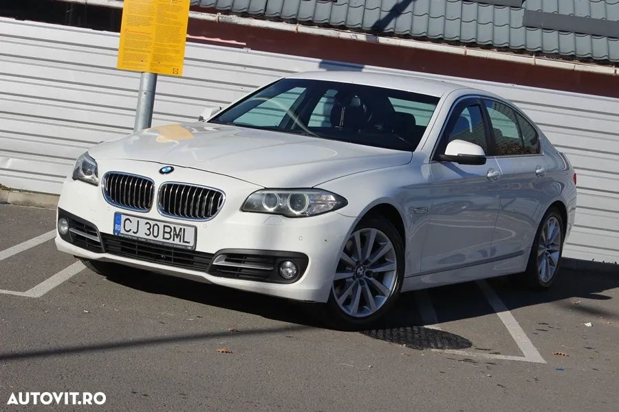 BMW Seria 5 525d xDrive AT - 5