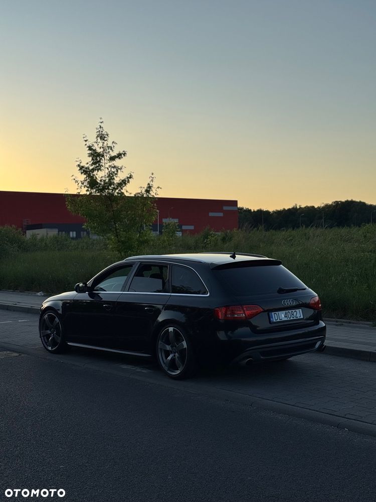 Audi A4 Avant - 28