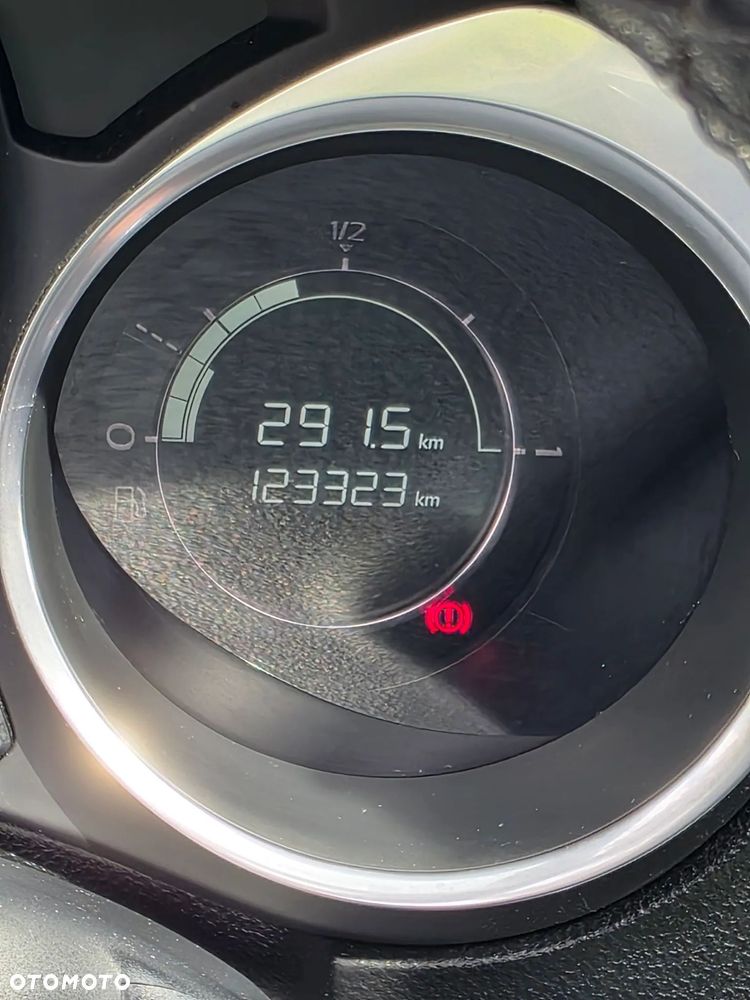 DS Automobiles DS 4 Crossback - 12