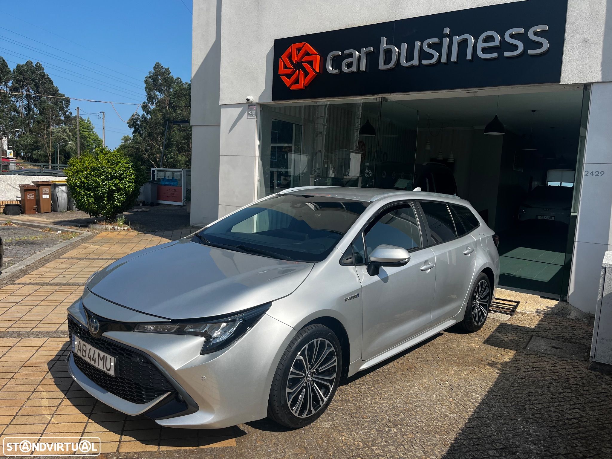 Toyota Corolla Touring Sports 1.8 Hybrid Comfort+P.Sport - 1