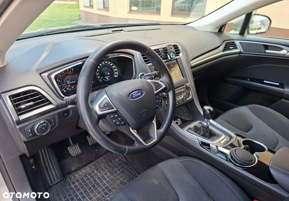 Ford Mondeo - 21