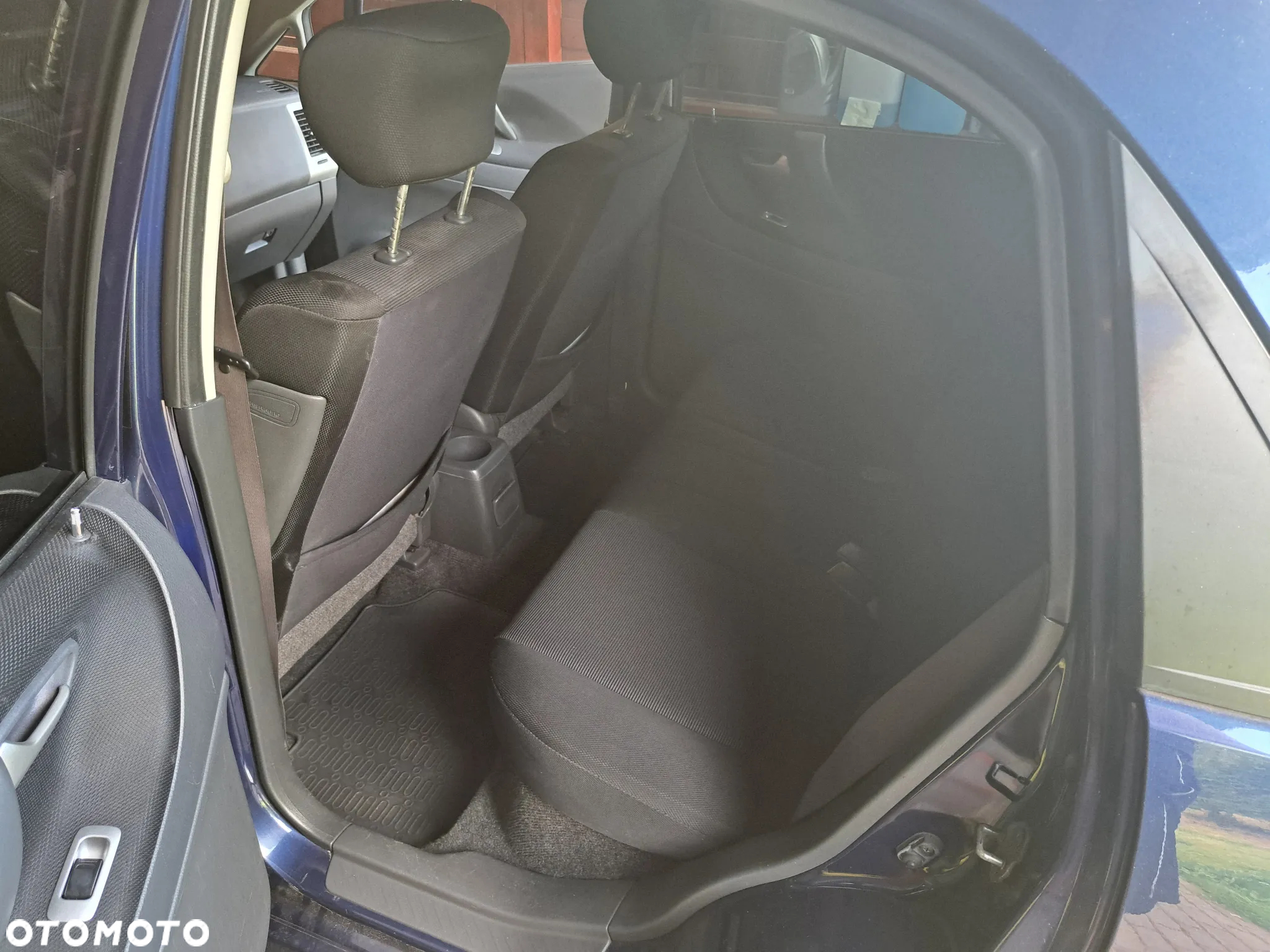 Suzuki Liana - 37
