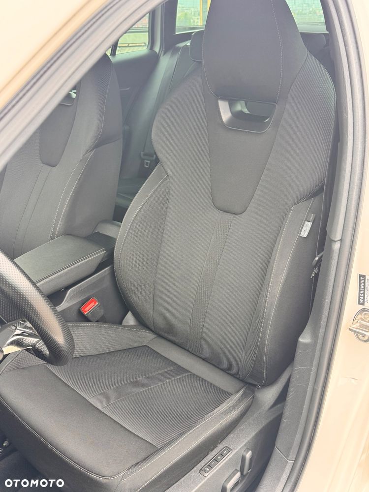 Skoda Octavia 2.0 TDI DSG First Edition - 34