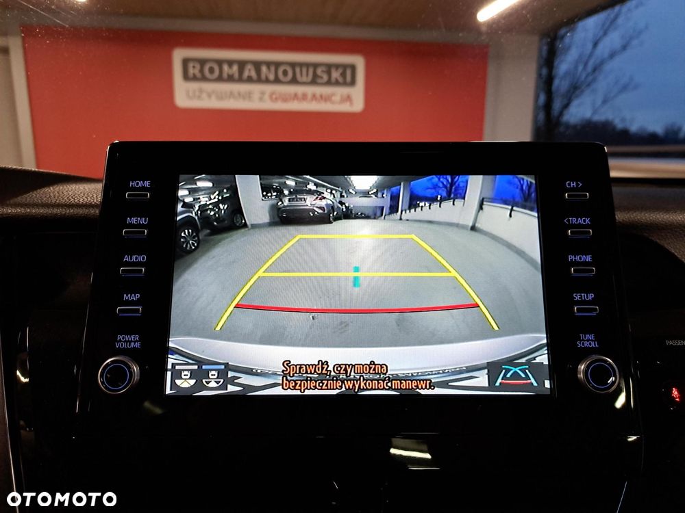 Toyota Camry 2.5 Hybrid Executive CVT - 23