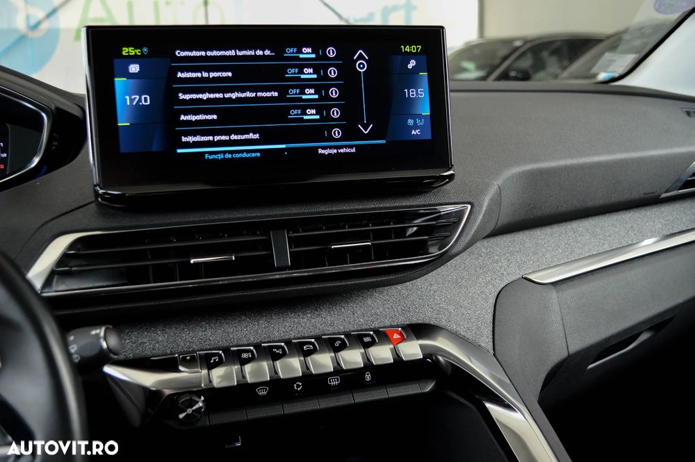 Peugeot 3008 PHEV 225 EAT8 Allure Pack - 9
