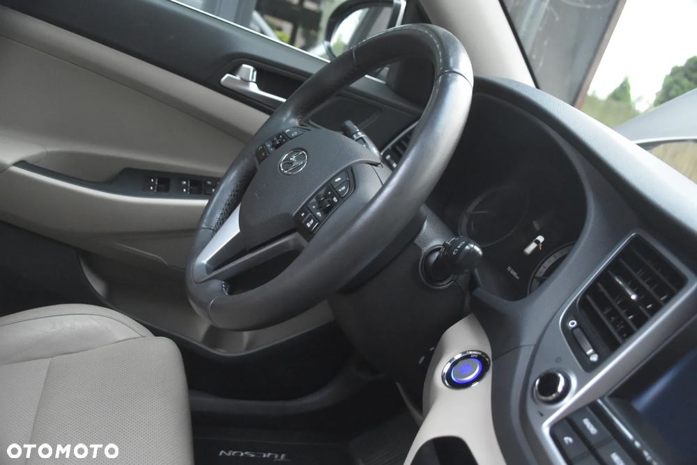 Hyundai Tucson 2.0 CRDi 4WD Trend - 17
