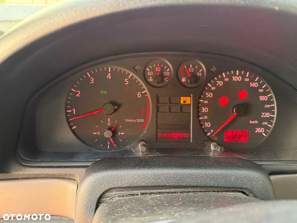 Audi A4 ver-2-4-quattro - 17