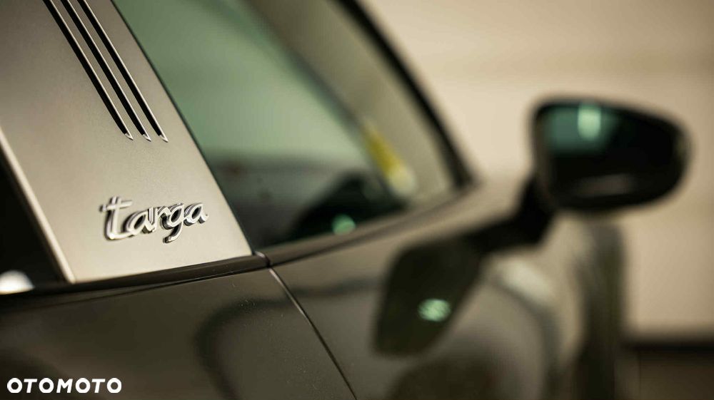 Porsche 911 Targa 4 - 23