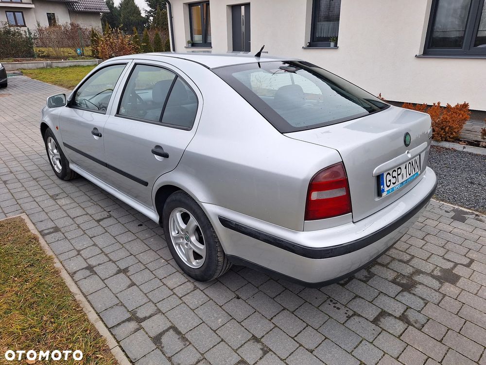 Skoda Octavia 1.6 Generation I - 7