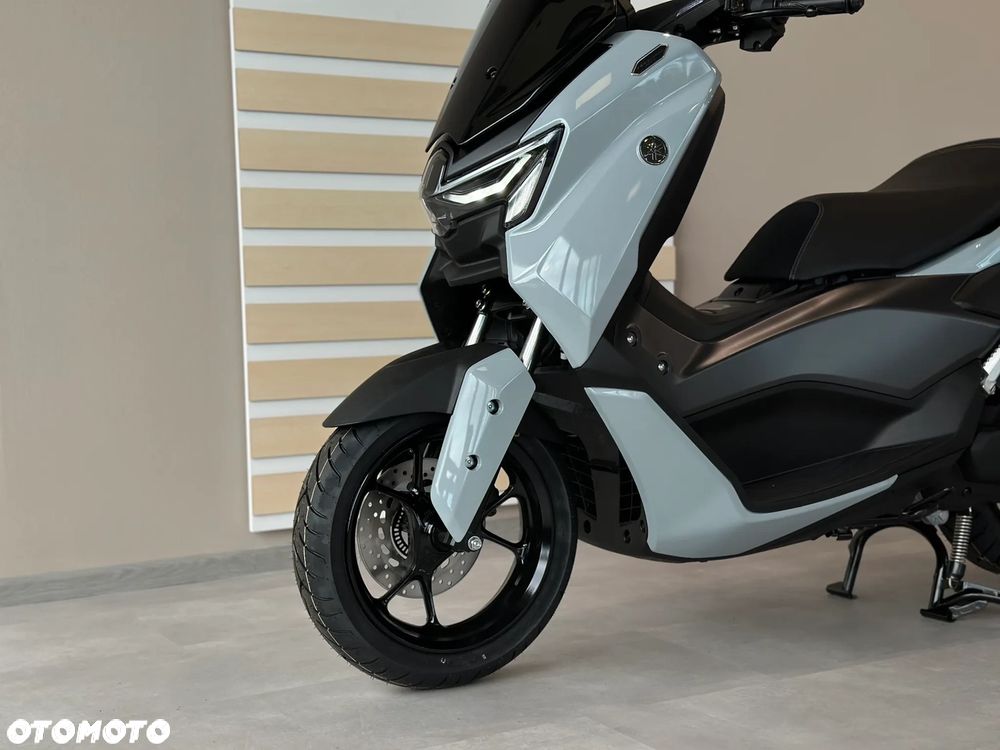 Yamaha NMAX - 3