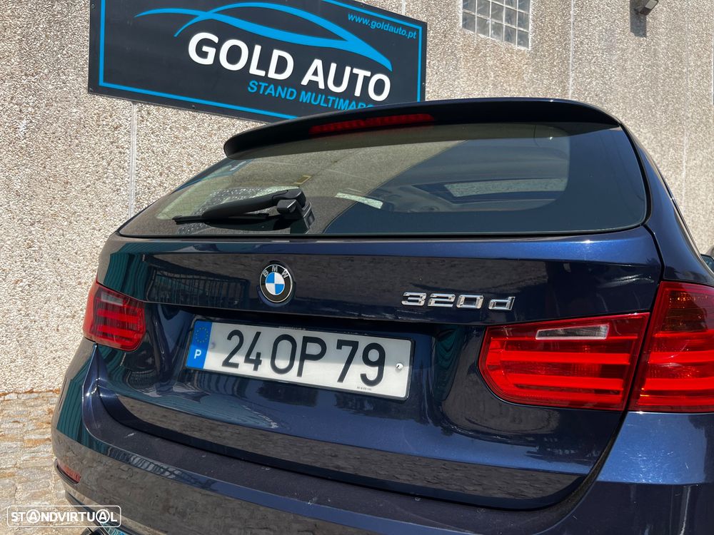 BMW 320 d Line Luxury - 13