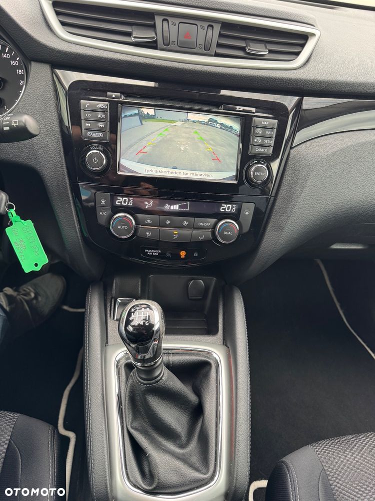 Nissan Qashqai 1.2 DIG-T N-Vision - 10