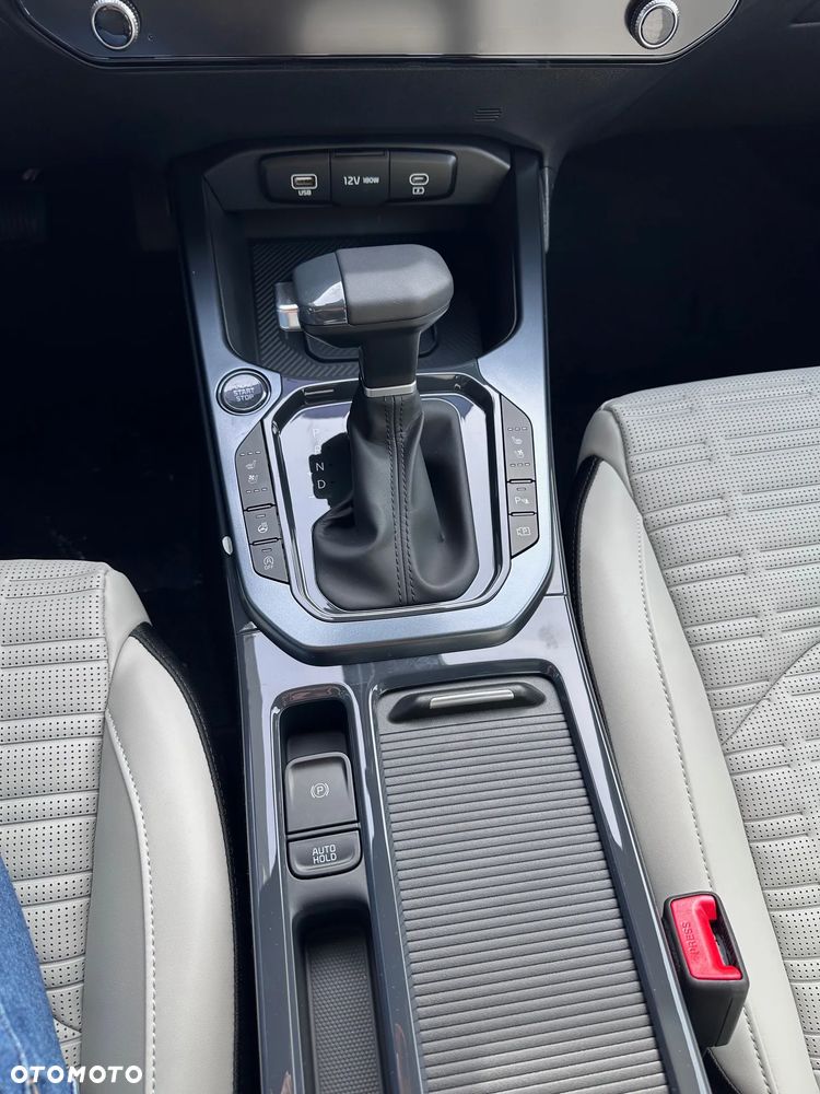 Kia XCeed 1.6 T-GDI Business Line DCT - 17