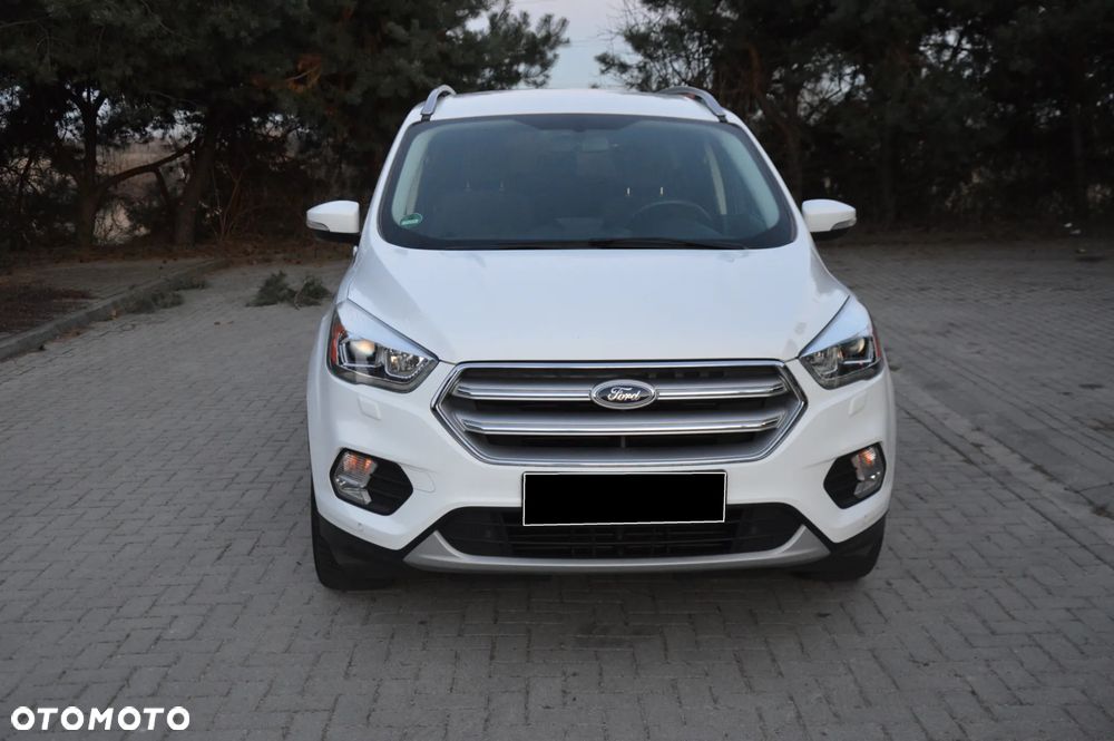Ford Kuga 2.0 TDCi 2x4 Titanium - 5