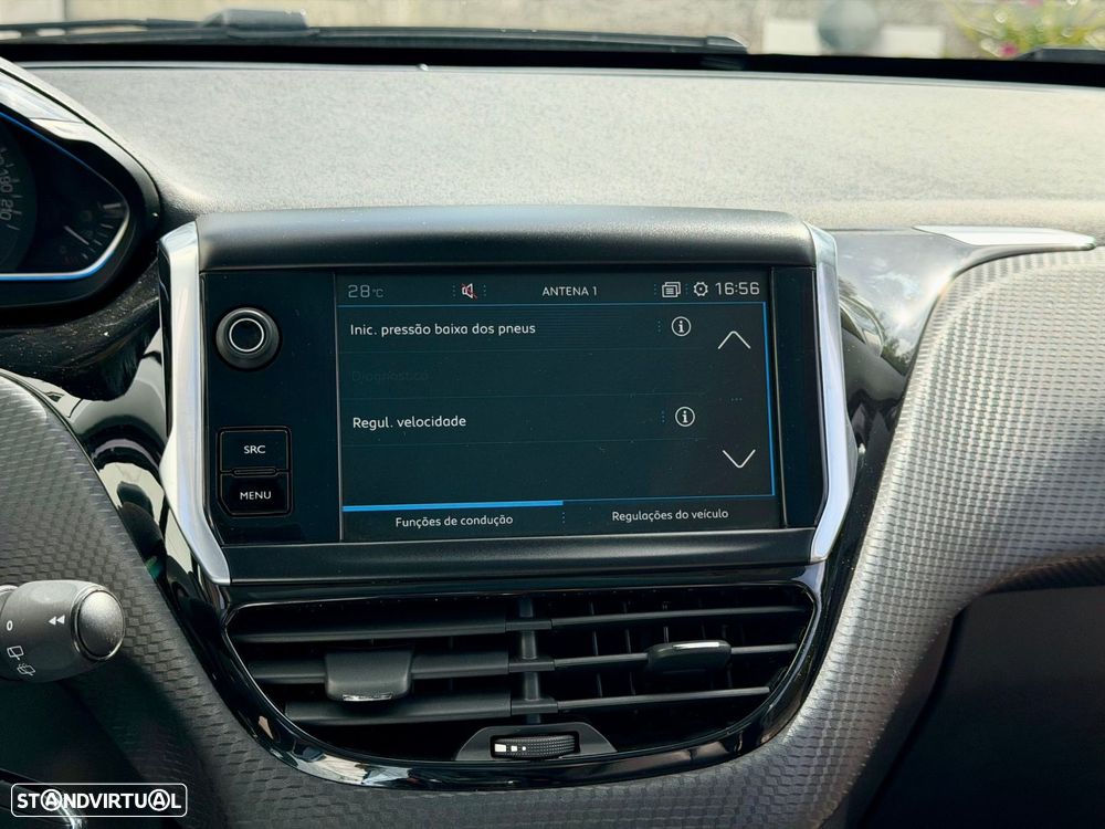 Peugeot 2008 1.2 PureTech Allure Pack - 17