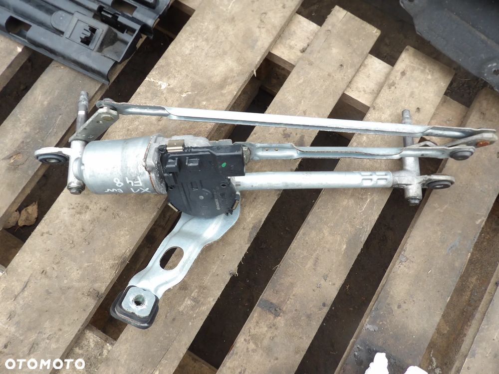 BMW - F48,X1 - MECHANIZM WYCIERACZEK - PRZÓD - 7350657 - 1