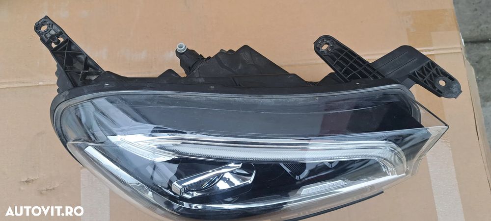 Far dreapta High Performance Mercedes X Class W470 - 2