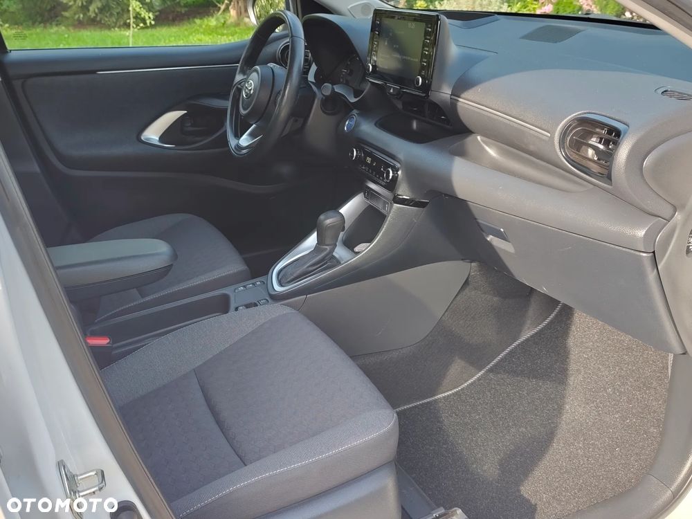 Toyota Yaris Hybrid 1.5 Premiere Edition - 19