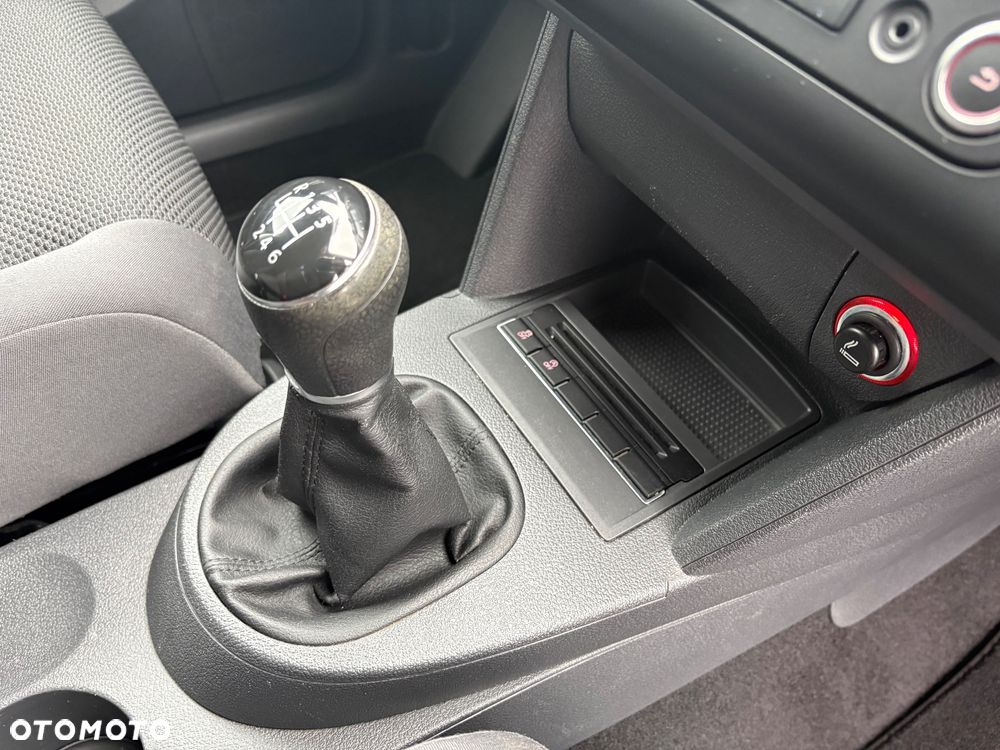 Volkswagen Touran 1.6 TDI BMT Trendline - 5