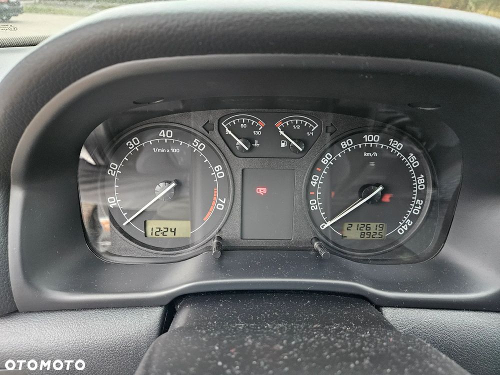 Skoda Octavia 1.6 Classic - 8